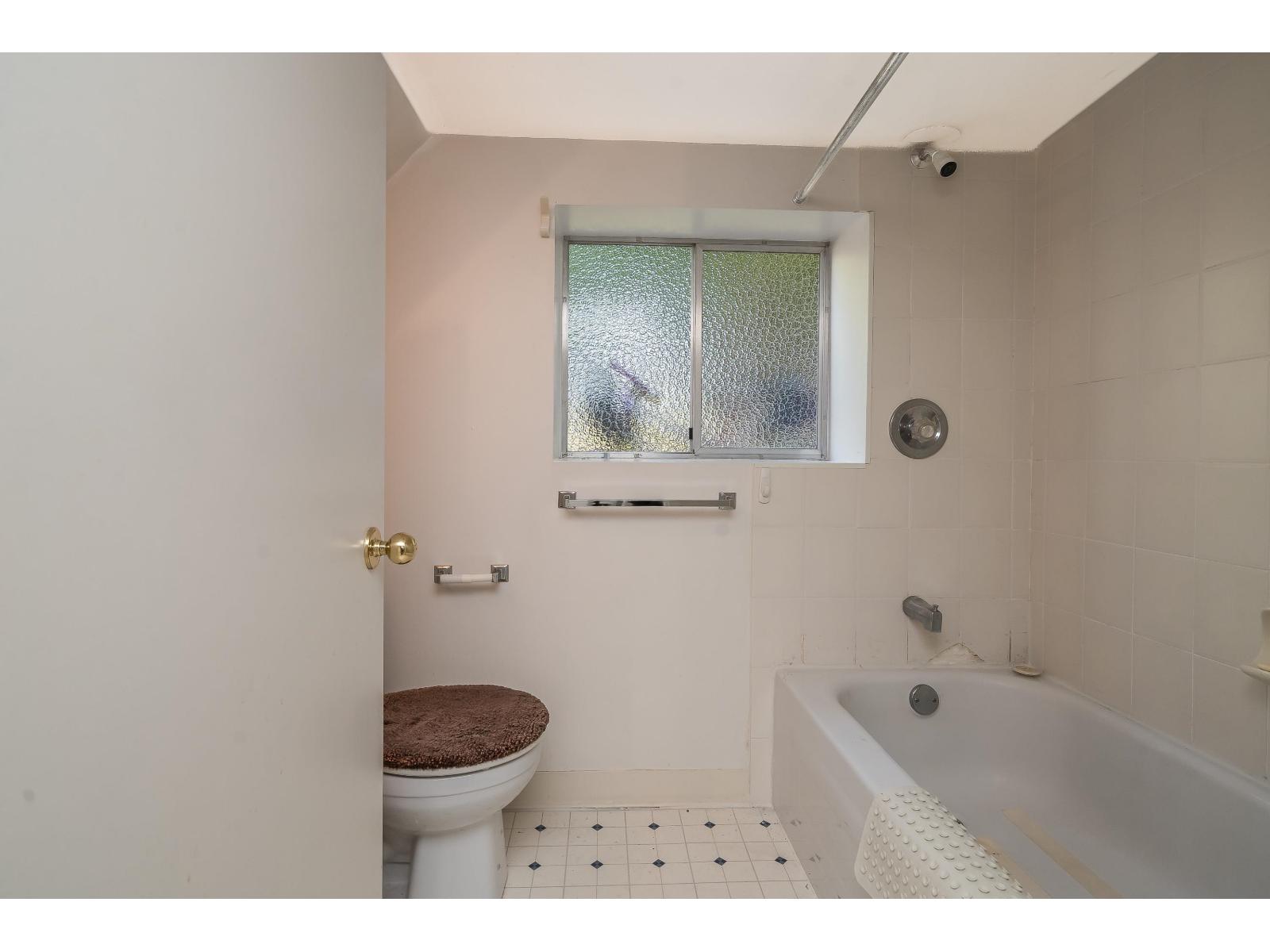 12563 26 Avenue, Surrey, British Columbia V4A 2K6 - Photo 11 - R3064998