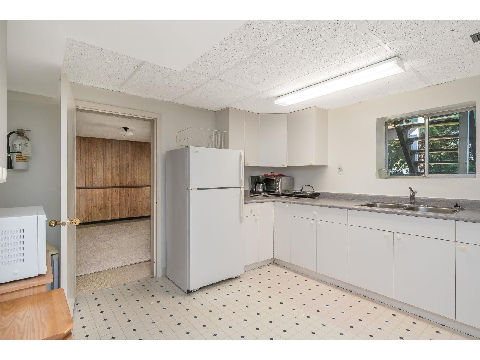 12563 26 Avenue, Surrey, British Columbia V4A 2K6 - Photo 10 - R3064998