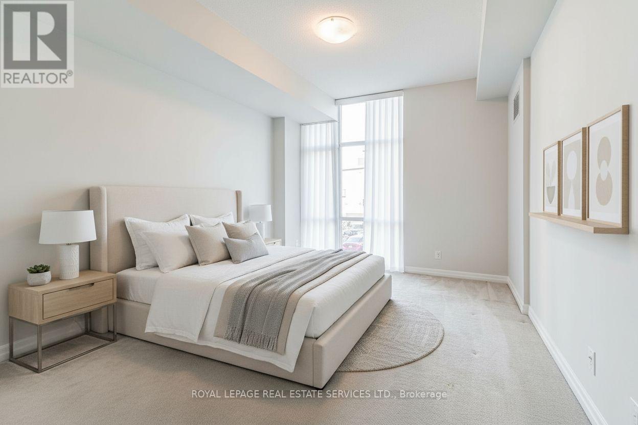 208 - 70 Port Street E, Mississauga, Ontario L5G 4V8 - Photo 9 - W12388704