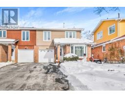 7 CAMBERLEY CRESCENT, Brampton, Ontario