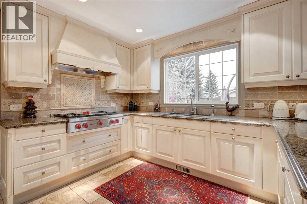 103 Pump Hill Place Sw, Calgary, Alberta  T2Y 4C6 - Photo 12 - A2267103