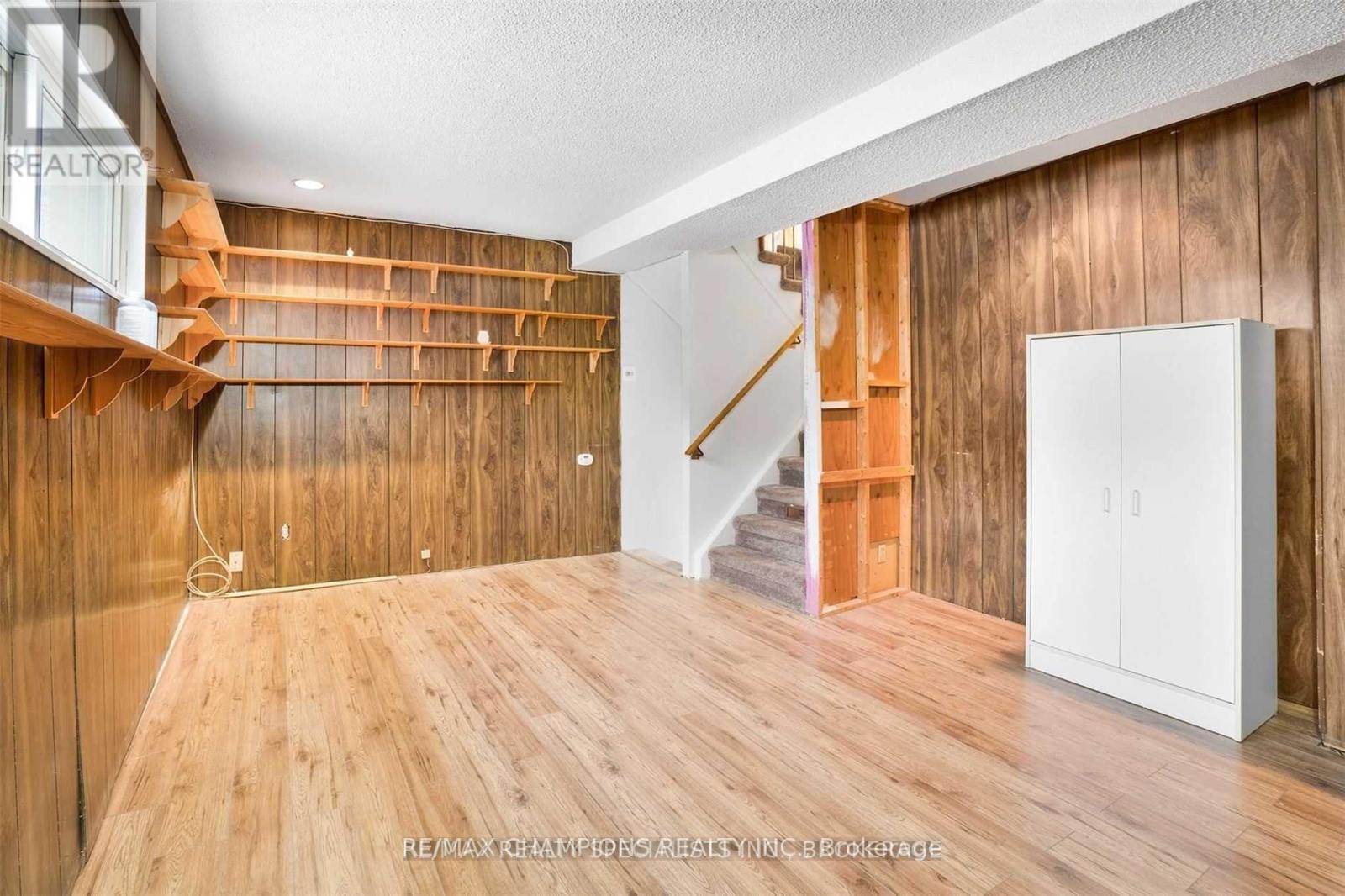 7 Camberley Crescent, Brampton, Ontario  L6V 3L3 - Photo 19 - W12513038