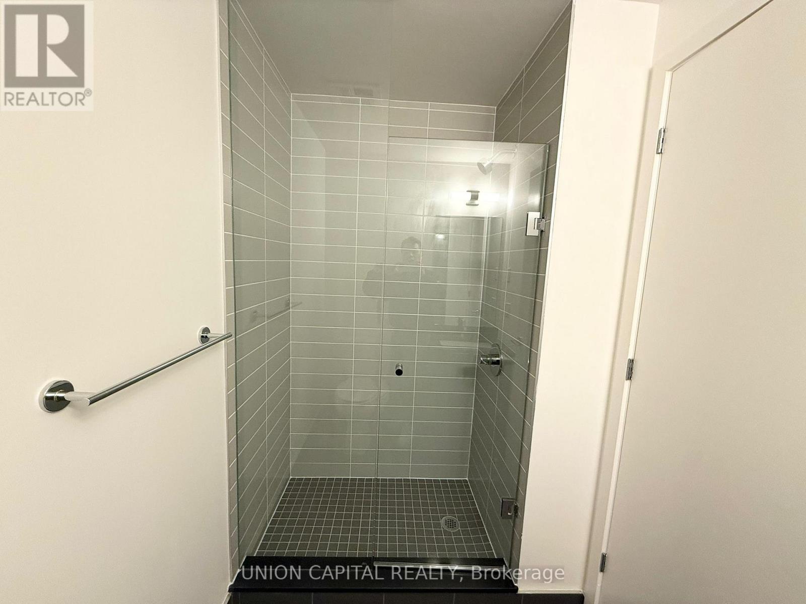 704 - 3071 Trafalgar Road, Oakville, Ontario  L6H 8C6 - Photo 18 - W12494416