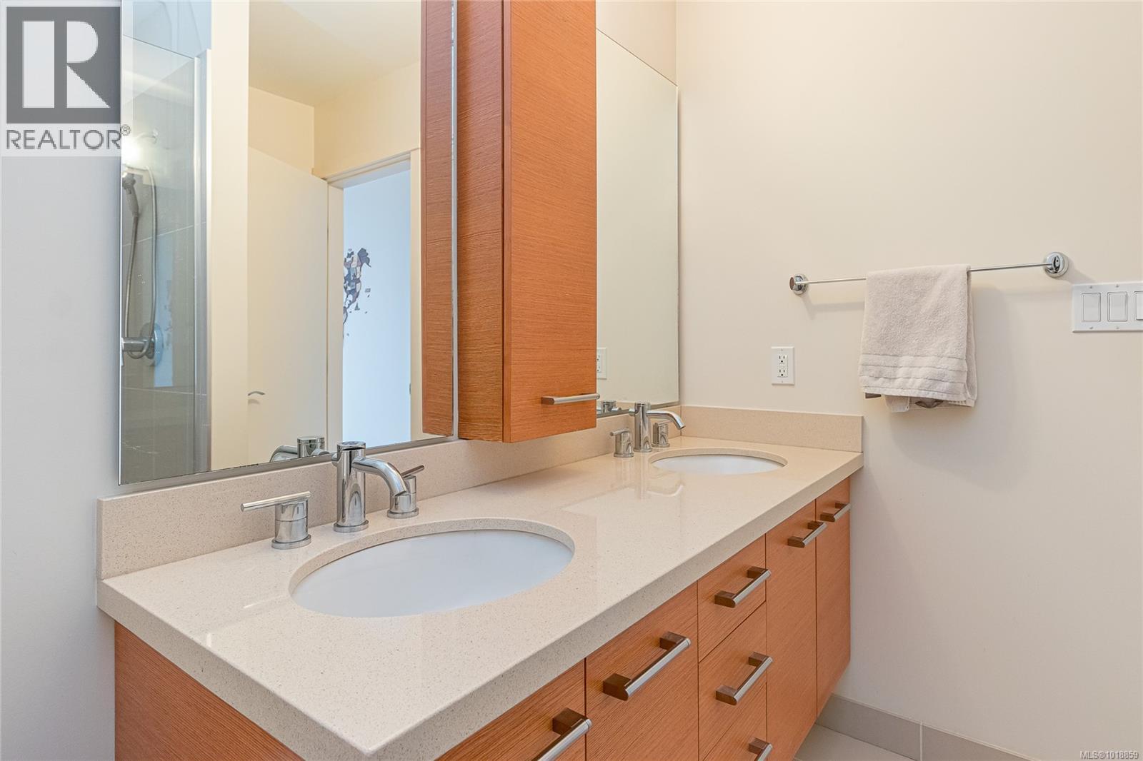 1502 38 Front St, Nanaimo, British Columbia  V8R 0B8 - Photo 27 - 1018859