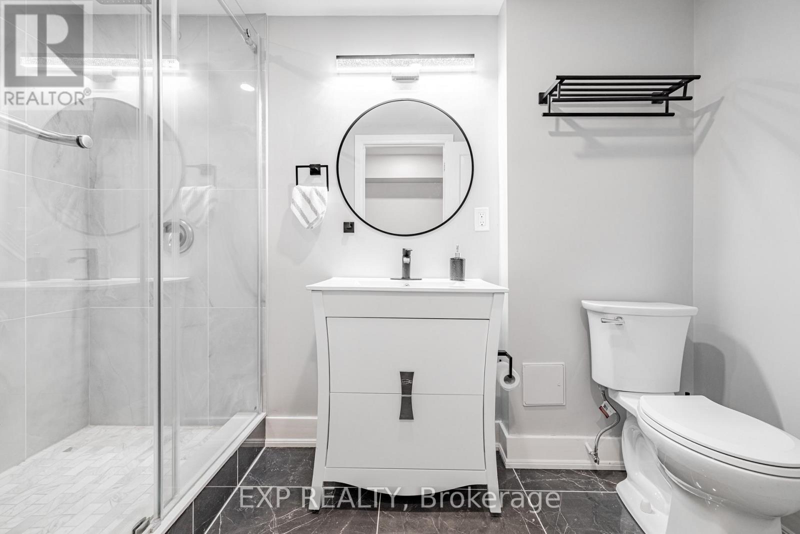 203 Centre Street W, Richmond Hill, Ontario  L4C 3P9 - Photo 26 - N12513164