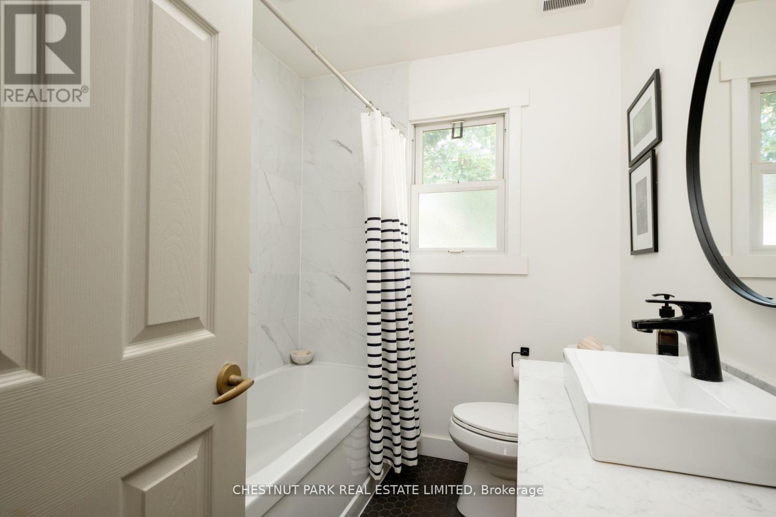 160 Victoria Drive, Uxbridge, Ontario  L9P 1H2 - Photo 17 - N12513166