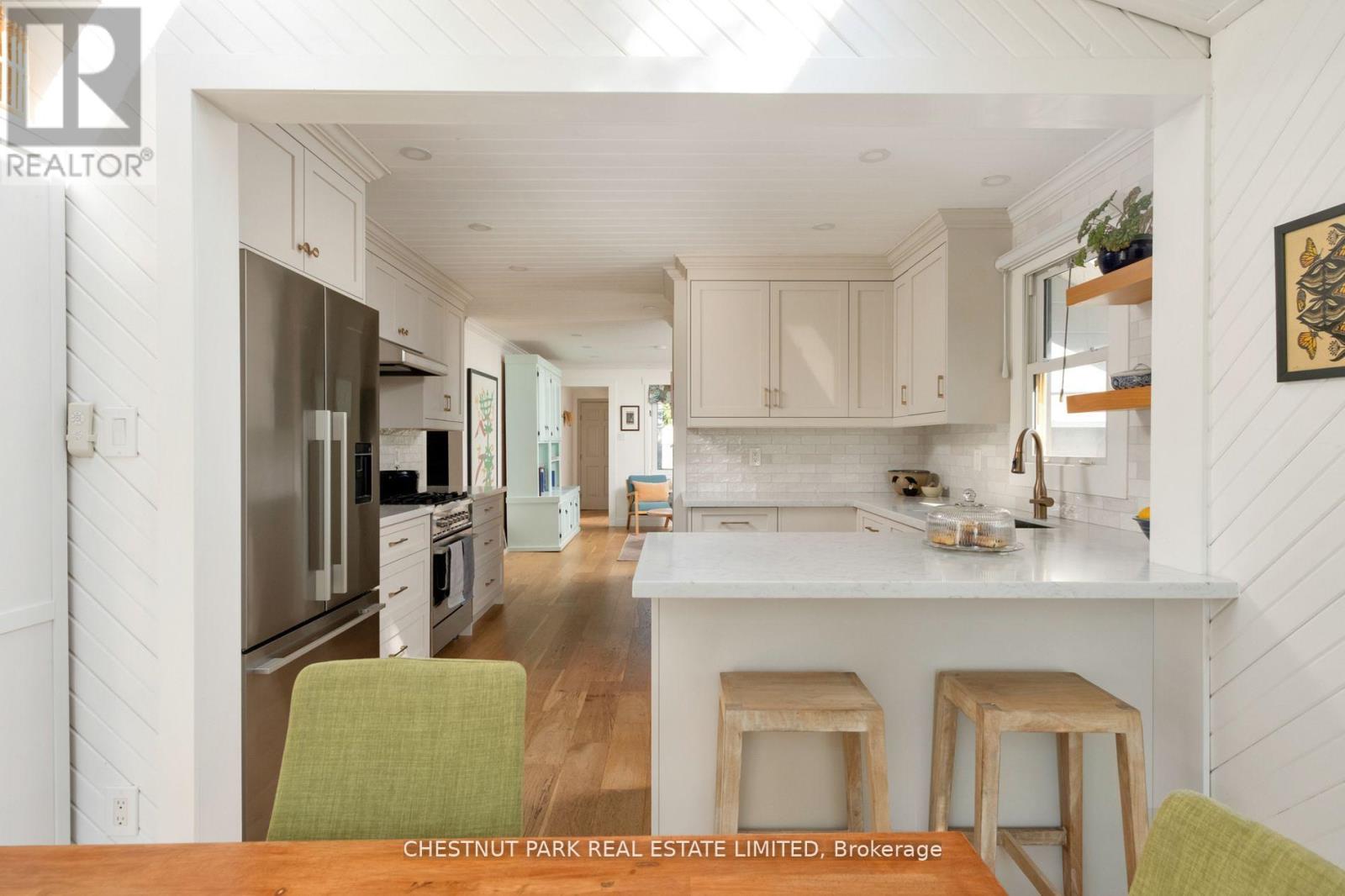 160 Victoria Drive, Uxbridge, Ontario  L9P 1H2 - Photo 6 - N12513166