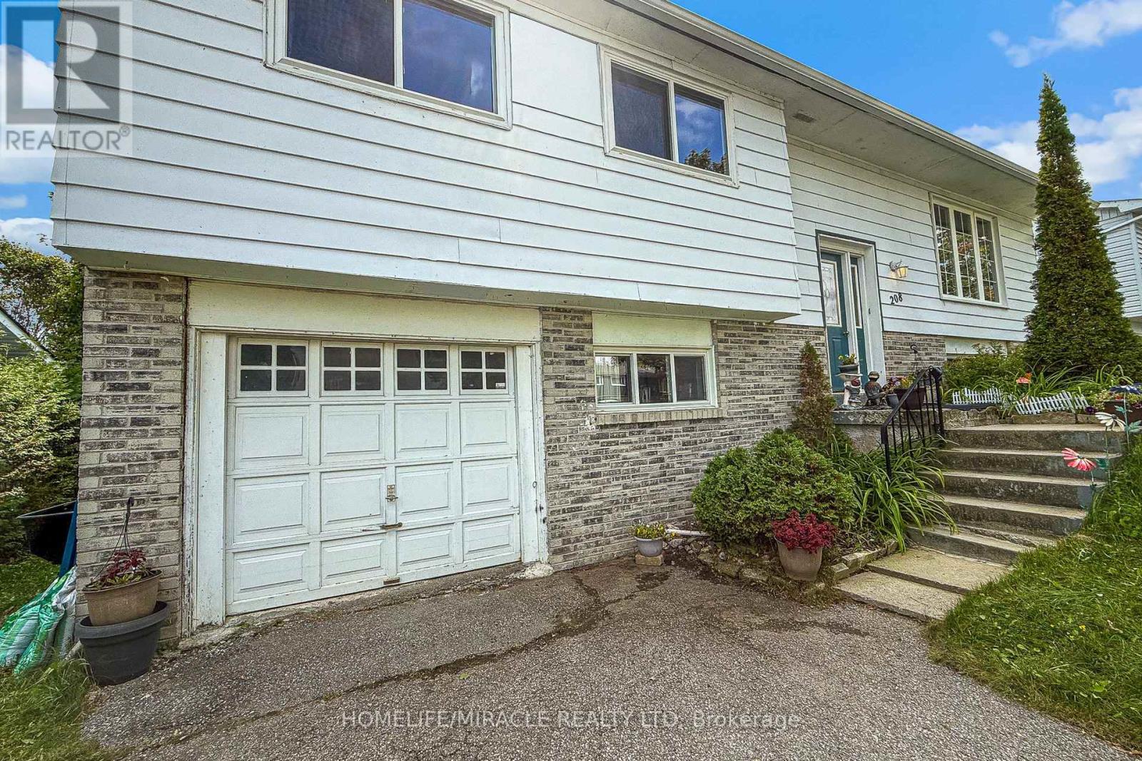 208 Park Street, Brock, Ontario  L0E 1E0 - Photo 2 - N12513186