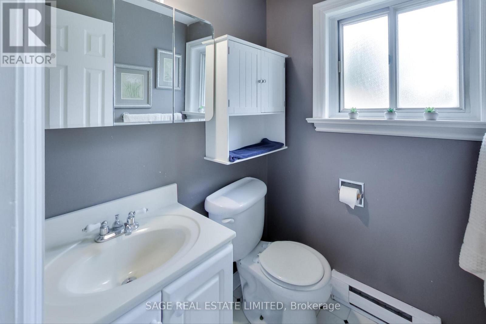 6 Dunsinane Drive, Markham, Ontario  L3T 3K2 - Photo 29 - N12513190