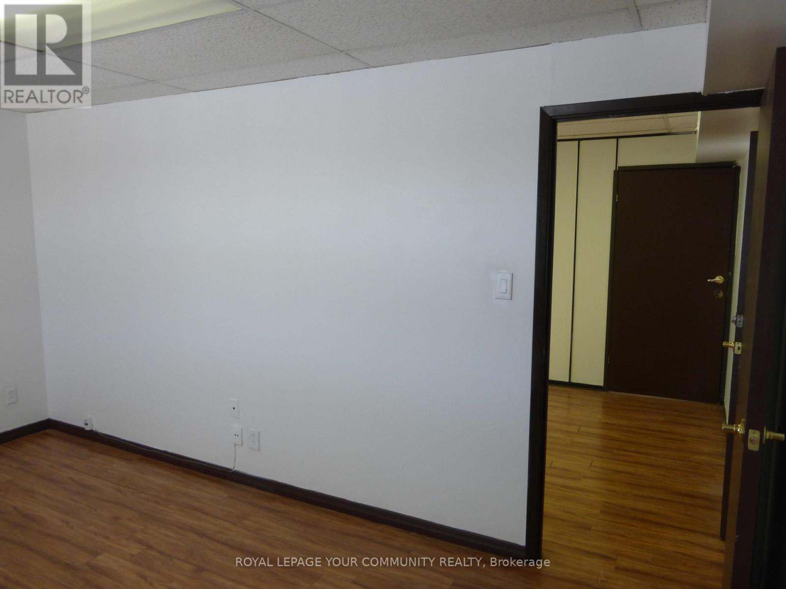 206 - 6060 Highway 7 E E, Markham, Ontario  L3P 3A9 - Photo 3 - N12513194