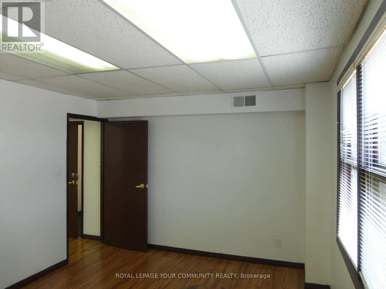 206 - 6060 Highway 7 E E, Markham, Ontario  L3P 3A9 - Photo 7 - N12513194