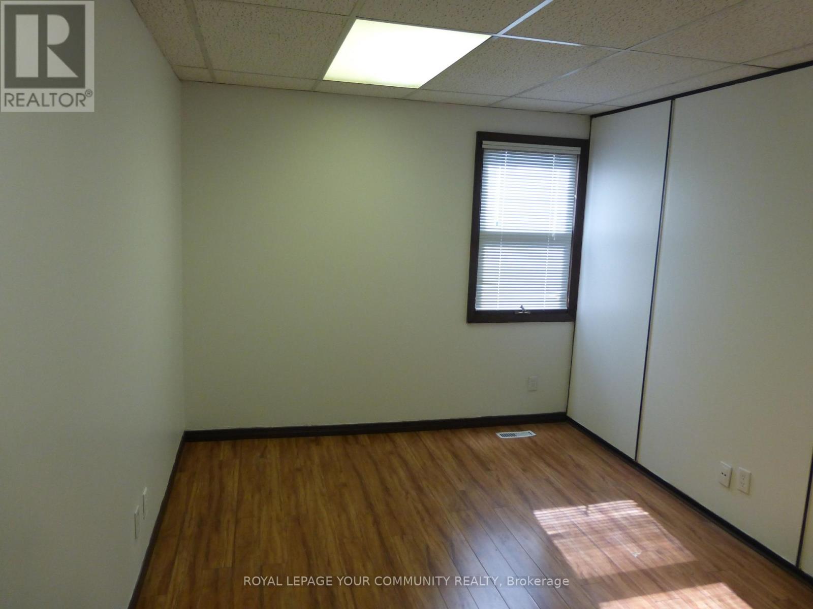 206 - 6060 Highway 7 E E, Markham, Ontario  L3P 3A9 - Photo 8 - N12513194