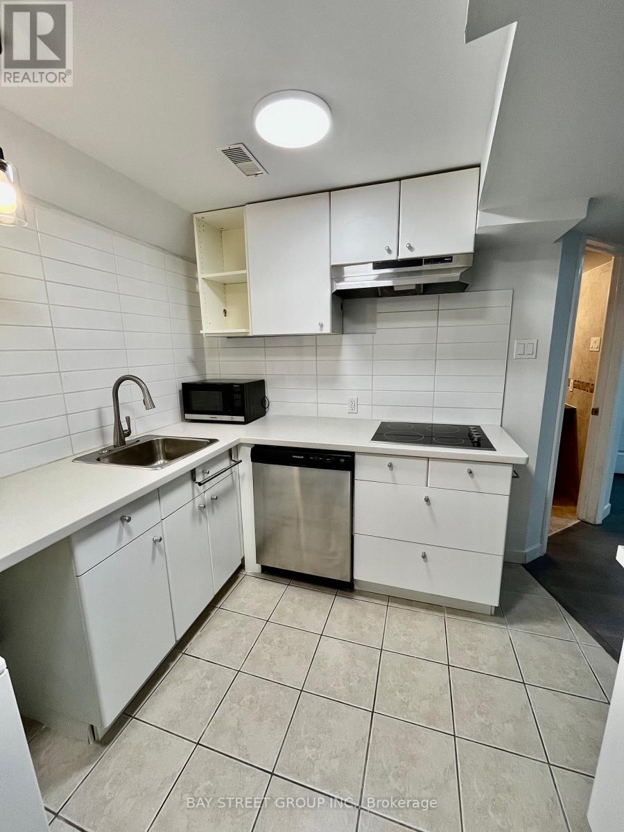 Bsmt - 5 King William Crescent, Richmond Hill, Ontario  L4B 4S6 - Photo 5 - N12513224