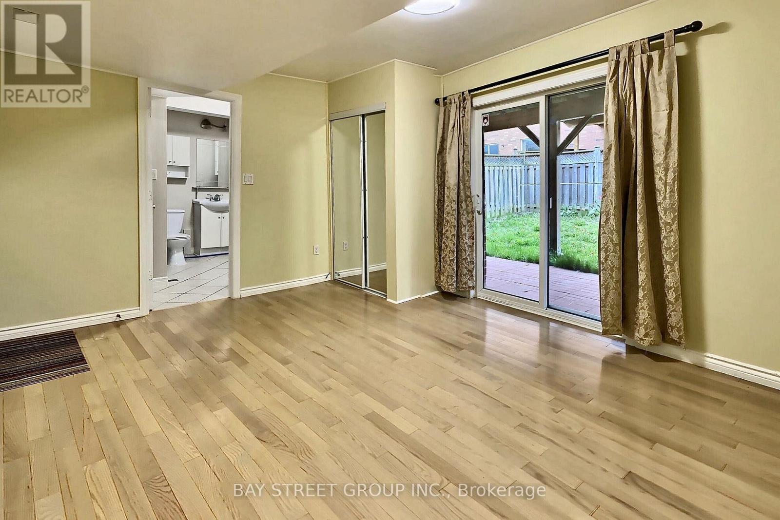 162 Matthew Boyd Crescent, Newmarket, Ontario  L3X 3C6 - Photo 15 - N12513236