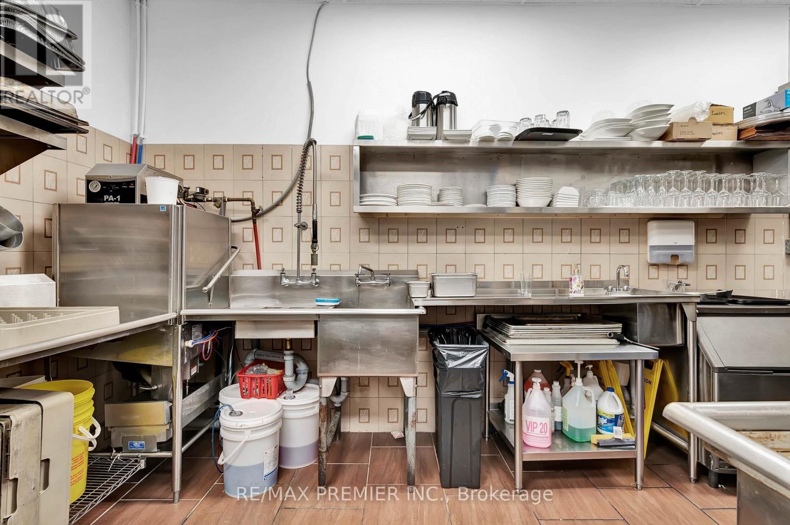 15 - 4000 Steeles Avenue W, Vaughan, Ontario  L4L 4V9 - Photo 20 - N12513332