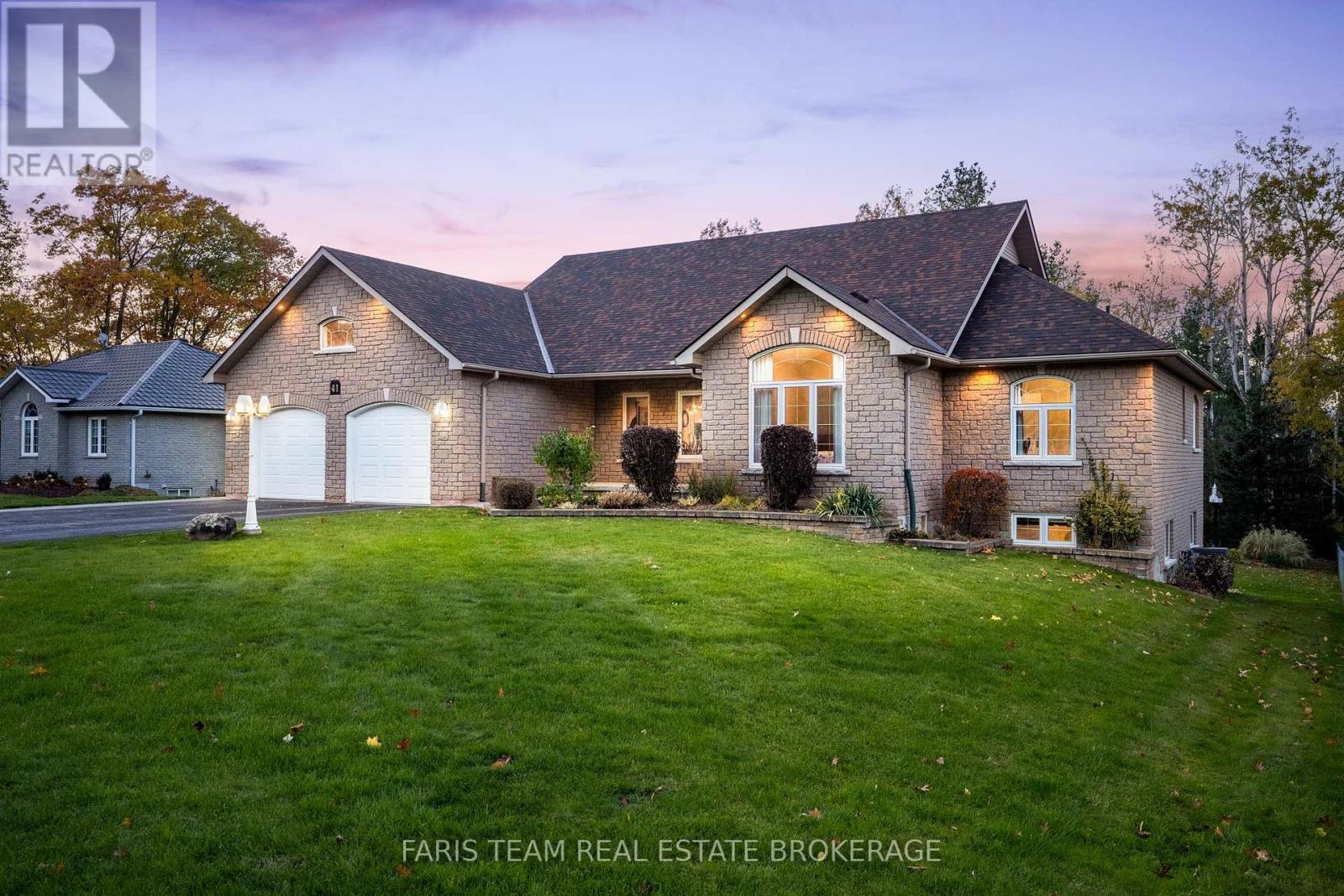 41 Paddy Dunn's Circle, Springwater, Ontario  L9X 0T2 - Photo 1 - S12513200