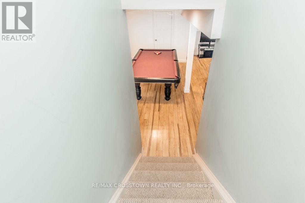 9 Aikens Crescent, Barrie (Holly), Ontario  L4N 8M6 - Photo 32 - S12513212