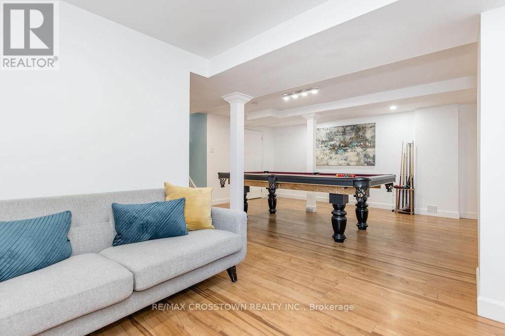 9 Aikens Crescent, Barrie (Holly), Ontario  L4N 8M6 - Photo 34 - S12513212