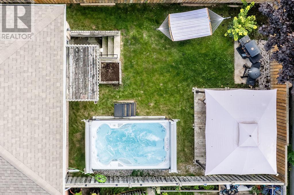 9 Aikens Crescent, Barrie (Holly), Ontario  L4N 8M6 - Photo 42 - S12513212