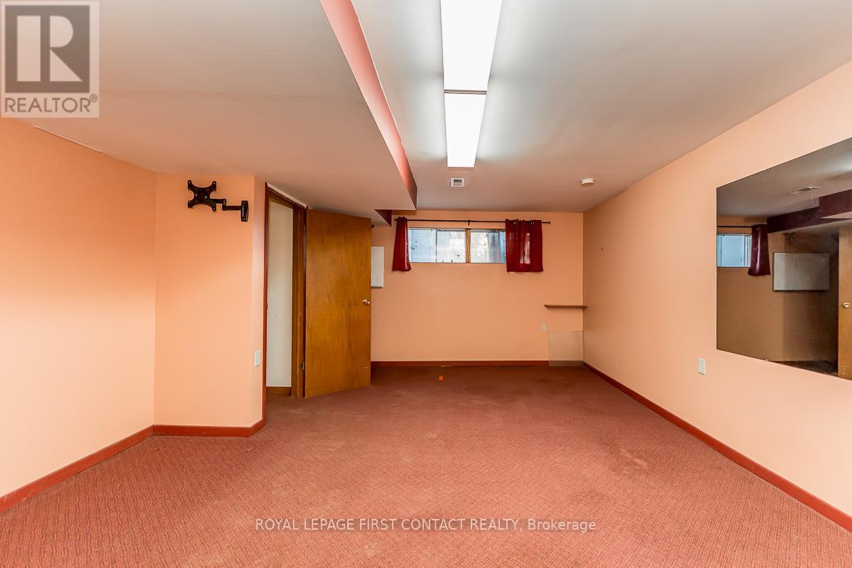 11707 27 County Road, Springwater, Ontario  L0L 1X0 - Photo 23 - S12513404