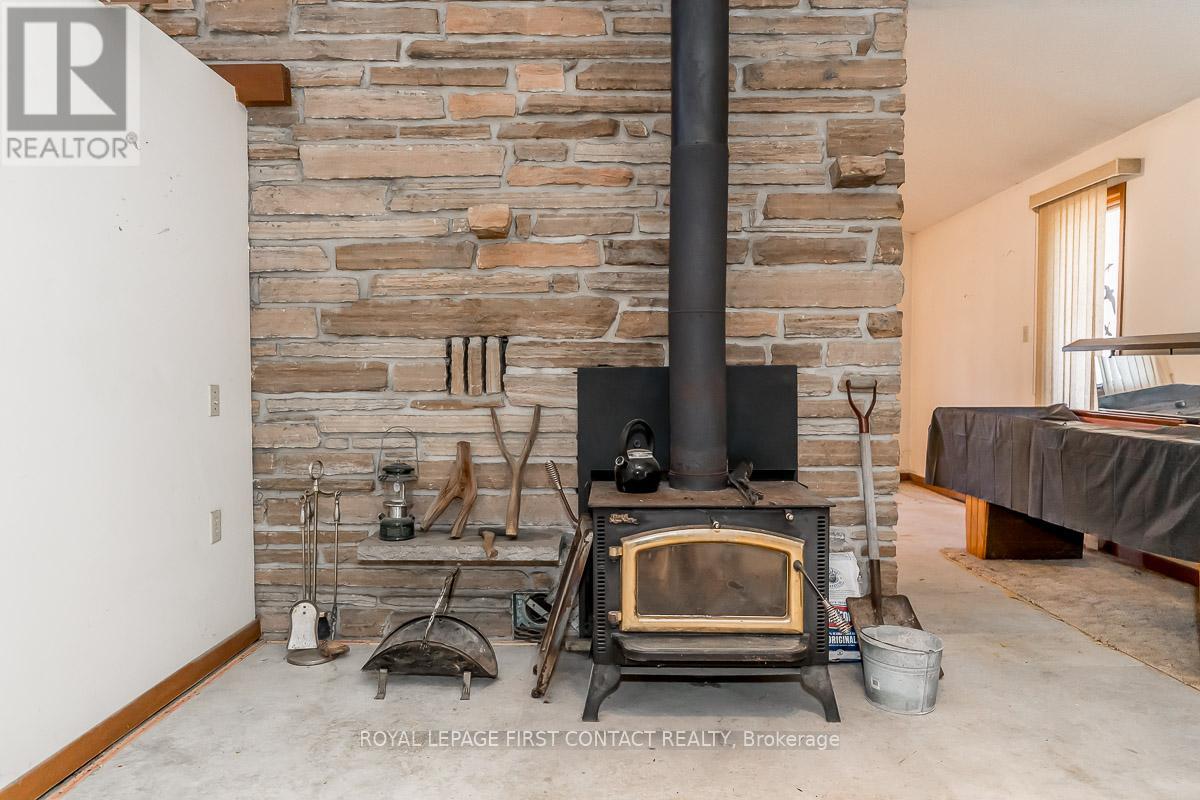 11707 27 County Road, Springwater, Ontario  L0L 1X0 - Photo 5 - S12513404