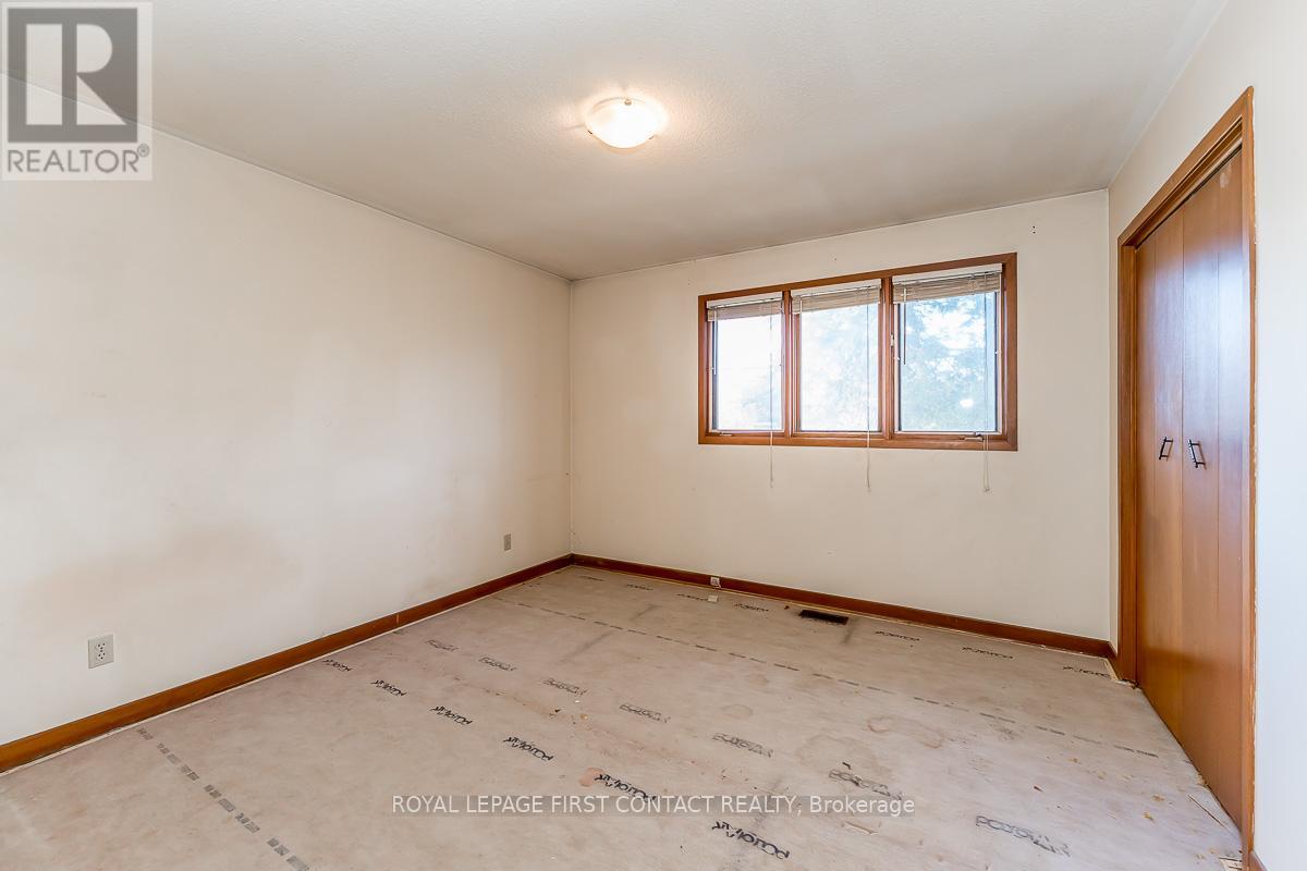 11707 27 County Road, Springwater, Ontario  L0L 1X0 - Photo 9 - S12513404