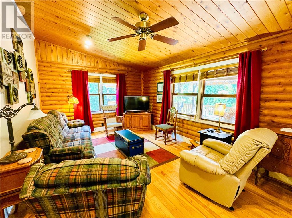 544 Ketchankookem Trail, Mindemoya, Ontario  P0P 1S0 - Photo 17 - 2125519