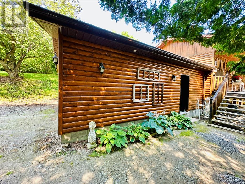 544 Ketchankookem Trail, Mindemoya, Ontario  P0P 1S0 - Photo 26 - 2125519