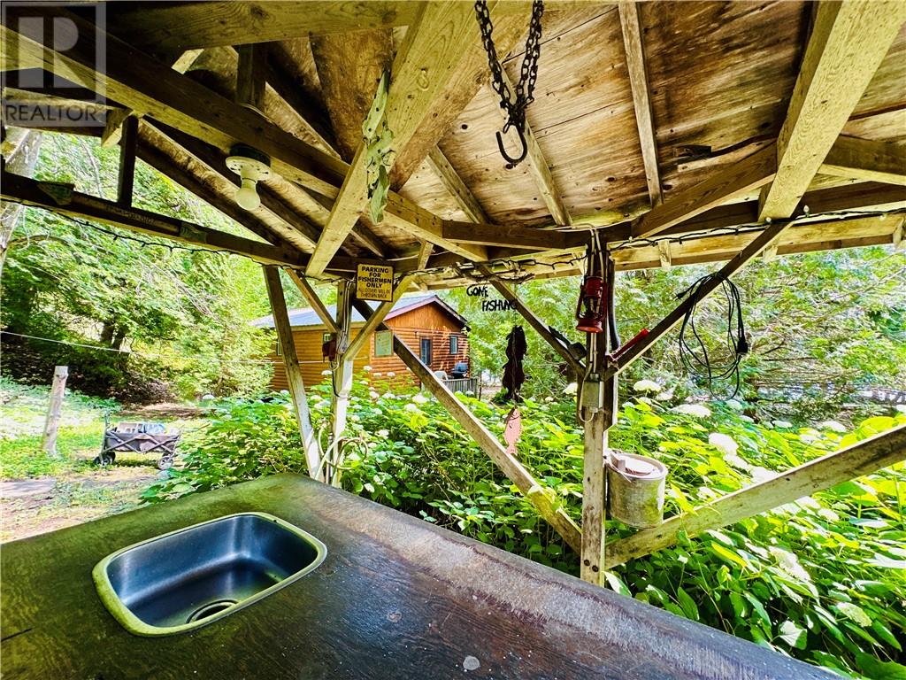 544 Ketchankookem Trail, Mindemoya, Ontario  P0P 1S0 - Photo 37 - 2125519