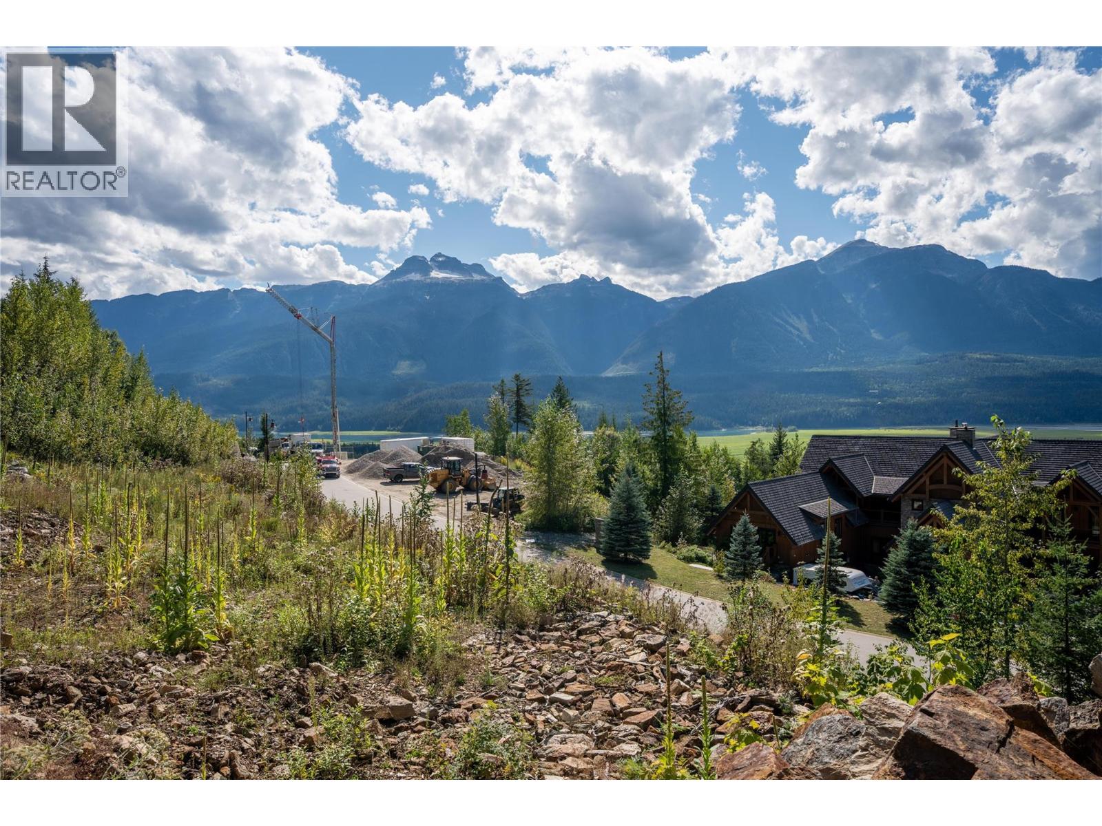 2080 Mackenzie Court Unit# 26, Revelstoke, British Columbia