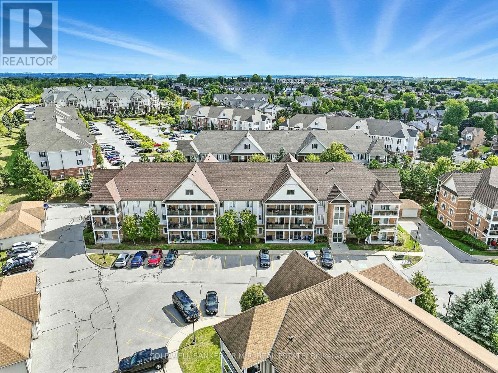 310 - 124 Aspen Springs Drive, Clarington, Ontario  L1C 0G8 - Photo 5 - E12513456