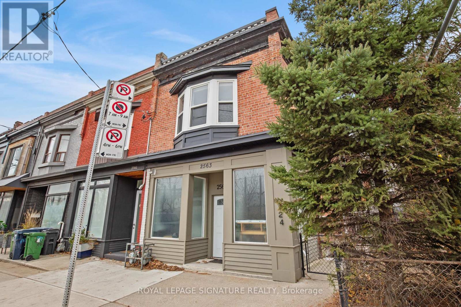 4 - 2563 Dundas Street W, Toronto, Ontario  M6P 1X6 - Photo 12 - W12513182