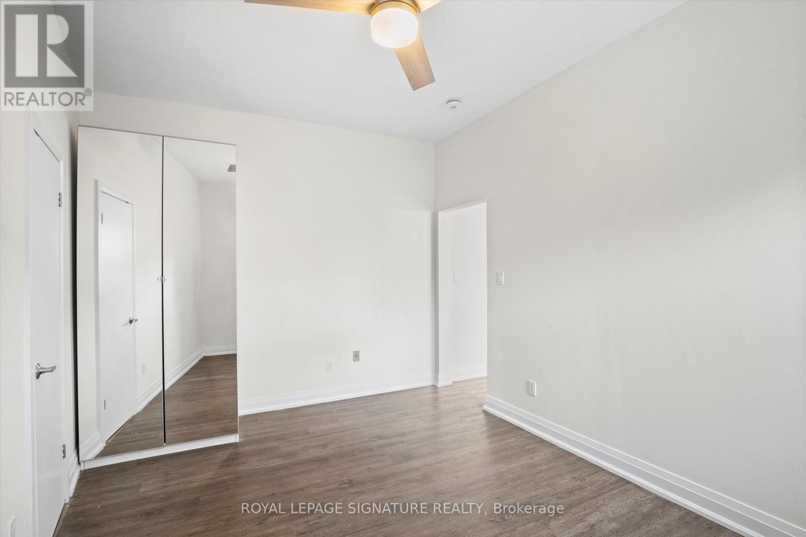4 - 2563 Dundas Street W, Toronto, Ontario  M6P 1X6 - Photo 2 - W12513182