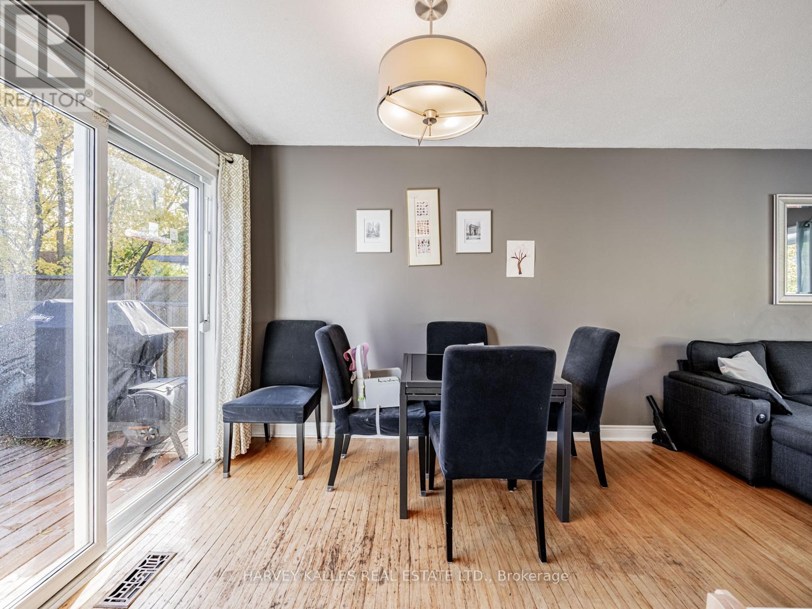 117 Eldomar Avenue, Brampton, Ontario  L6W 1R6 - Photo 10 - W12513196