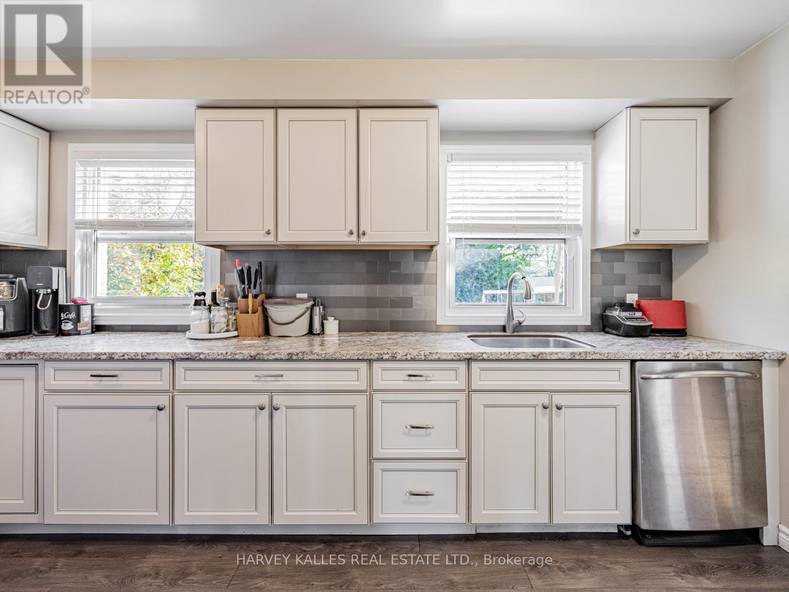 117 Eldomar Avenue, Brampton, Ontario  L6W 1R6 - Photo 13 - W12513196