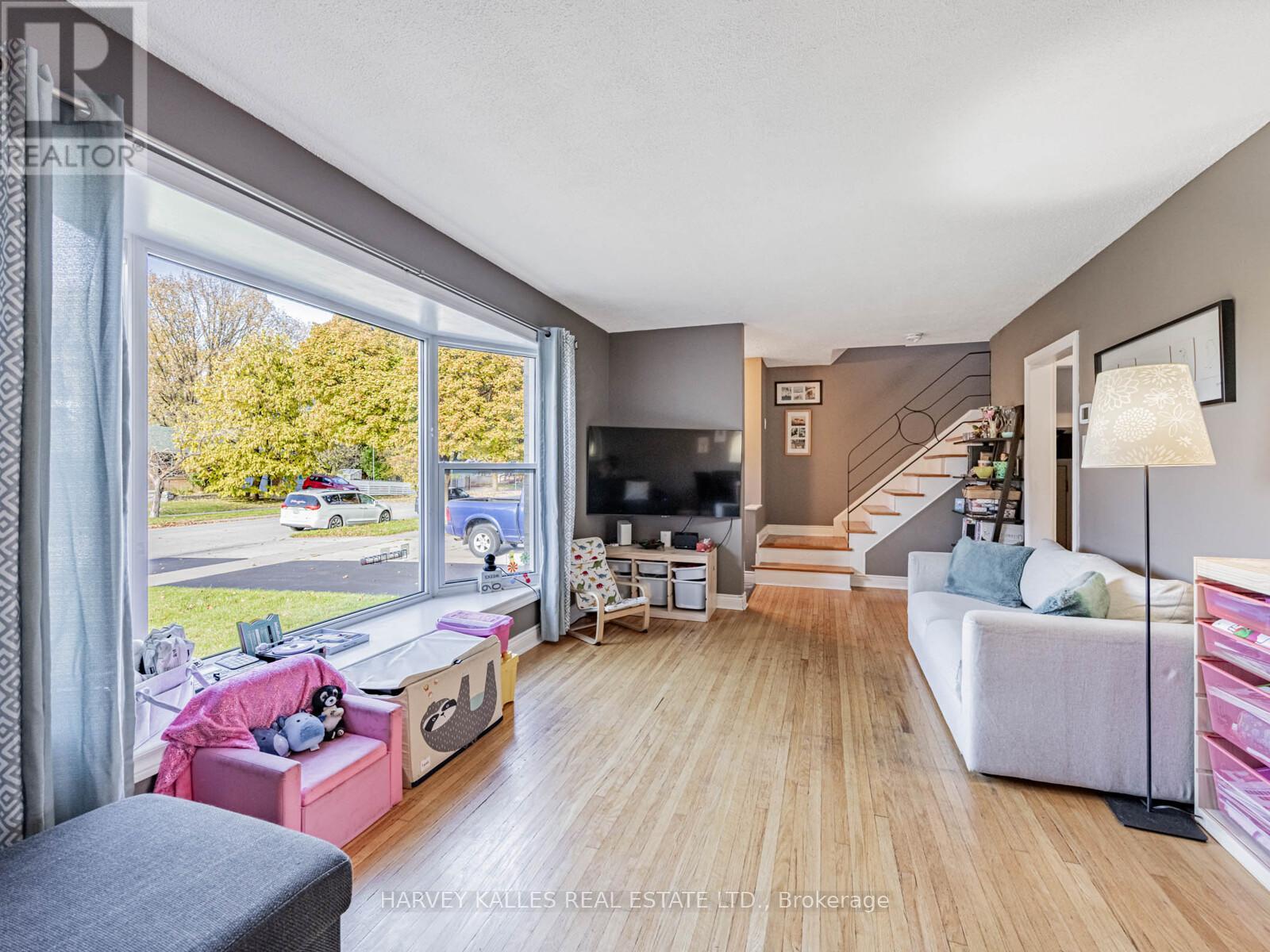 117 Eldomar Avenue, Brampton, Ontario  L6W 1R6 - Photo 6 - W12513196