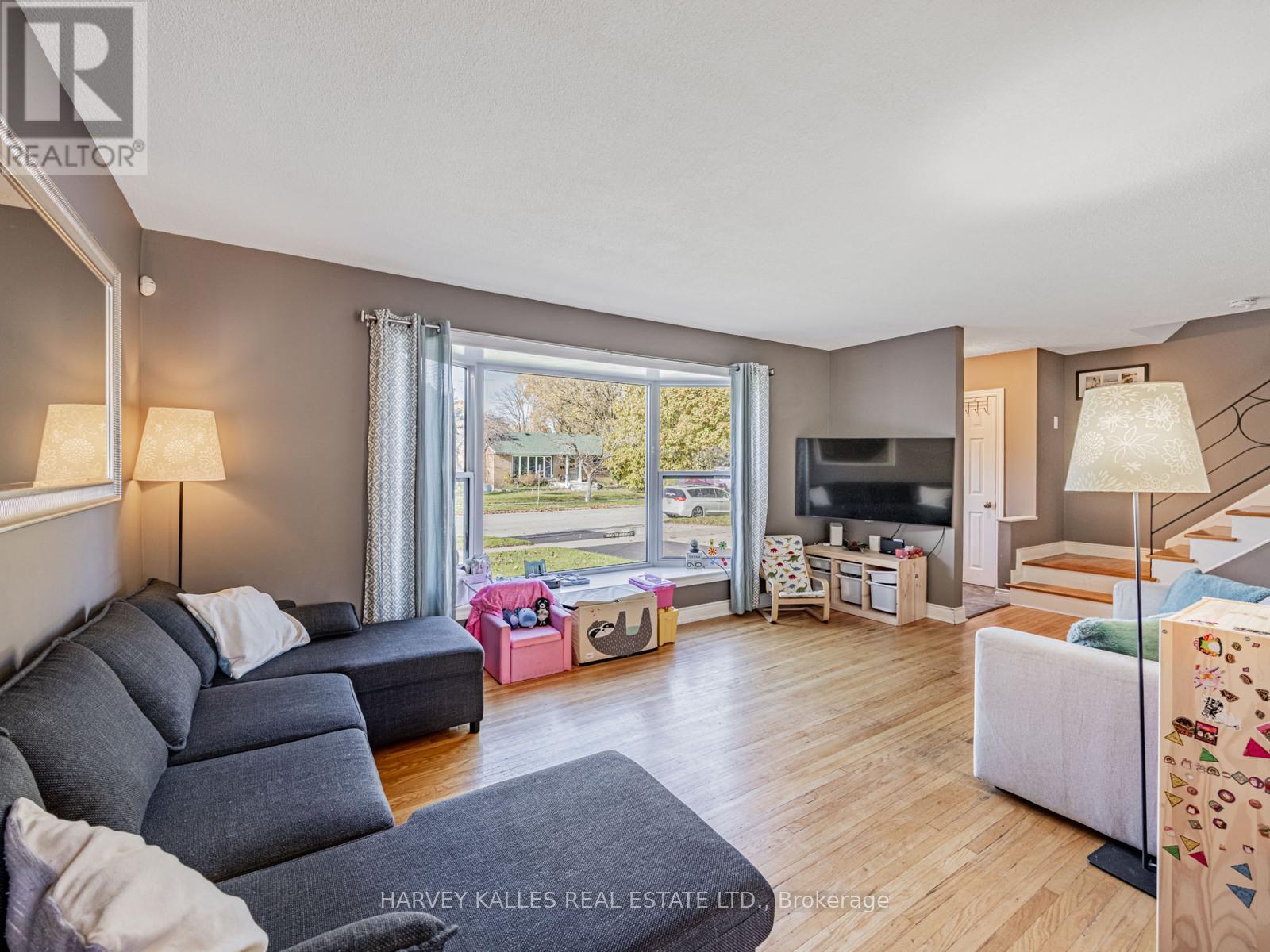 117 Eldomar Avenue, Brampton, Ontario  L6W 1R6 - Photo 8 - W12513196