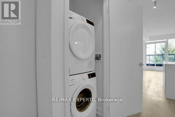 222 - 859 The Queensway W, Toronto, Ontario  M8Z 1N8 - Photo 2 - W12513204