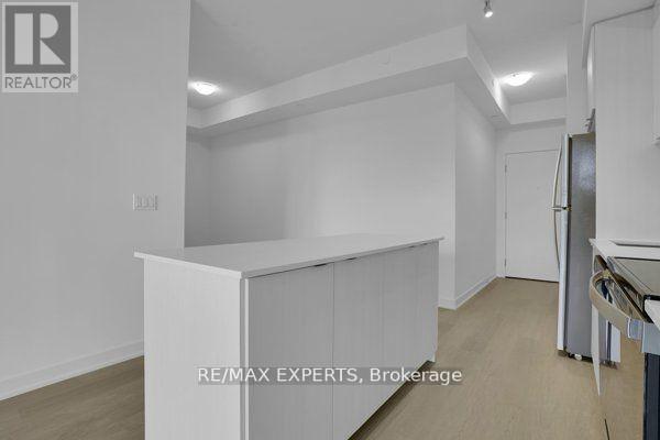 222 - 859 The Queensway W, Toronto, Ontario  M8Z 1N8 - Photo 7 - W12513204