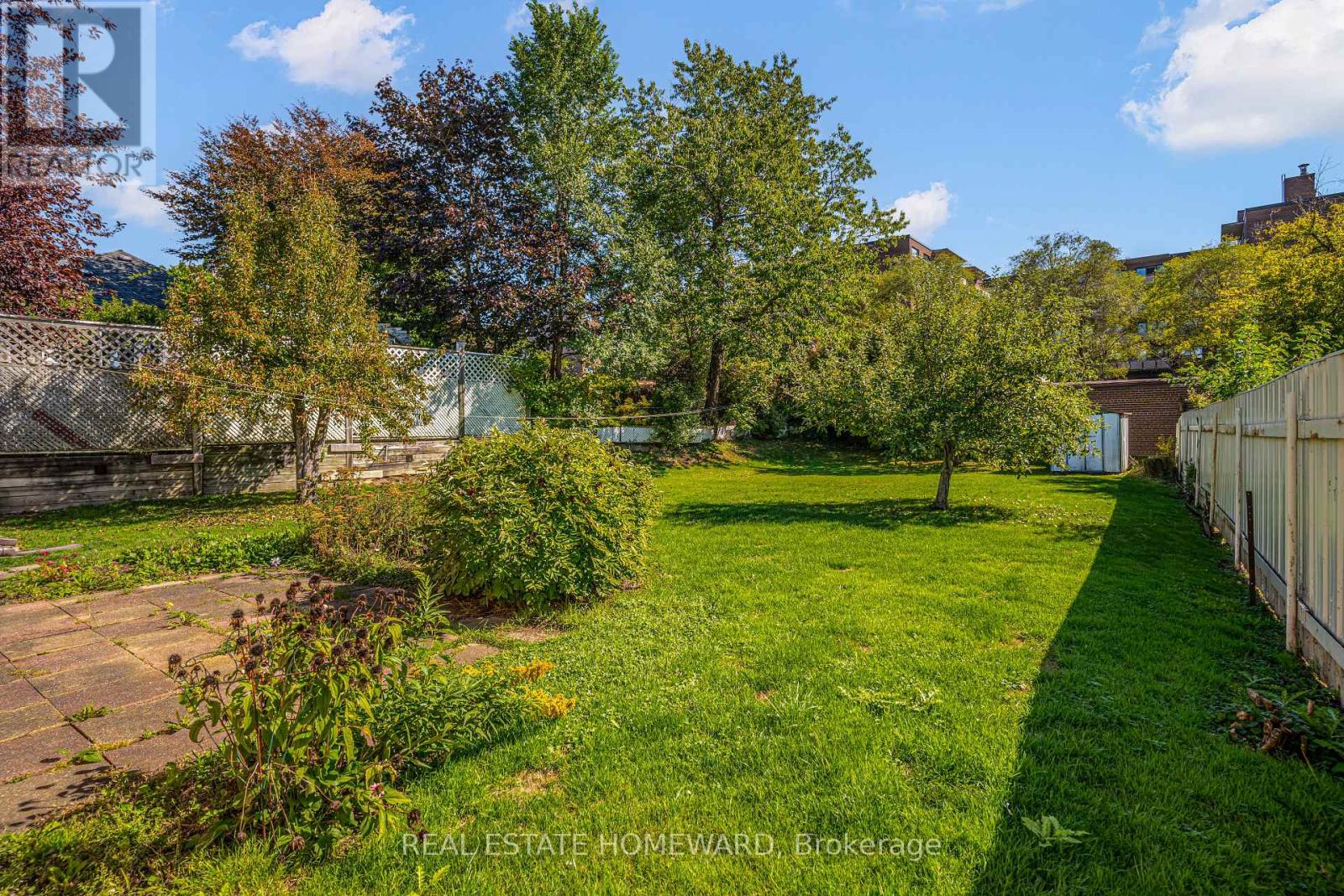 7 Jacinta Drive, Toronto, Ontario  M6L 1H6 - Photo 31 - W12513250