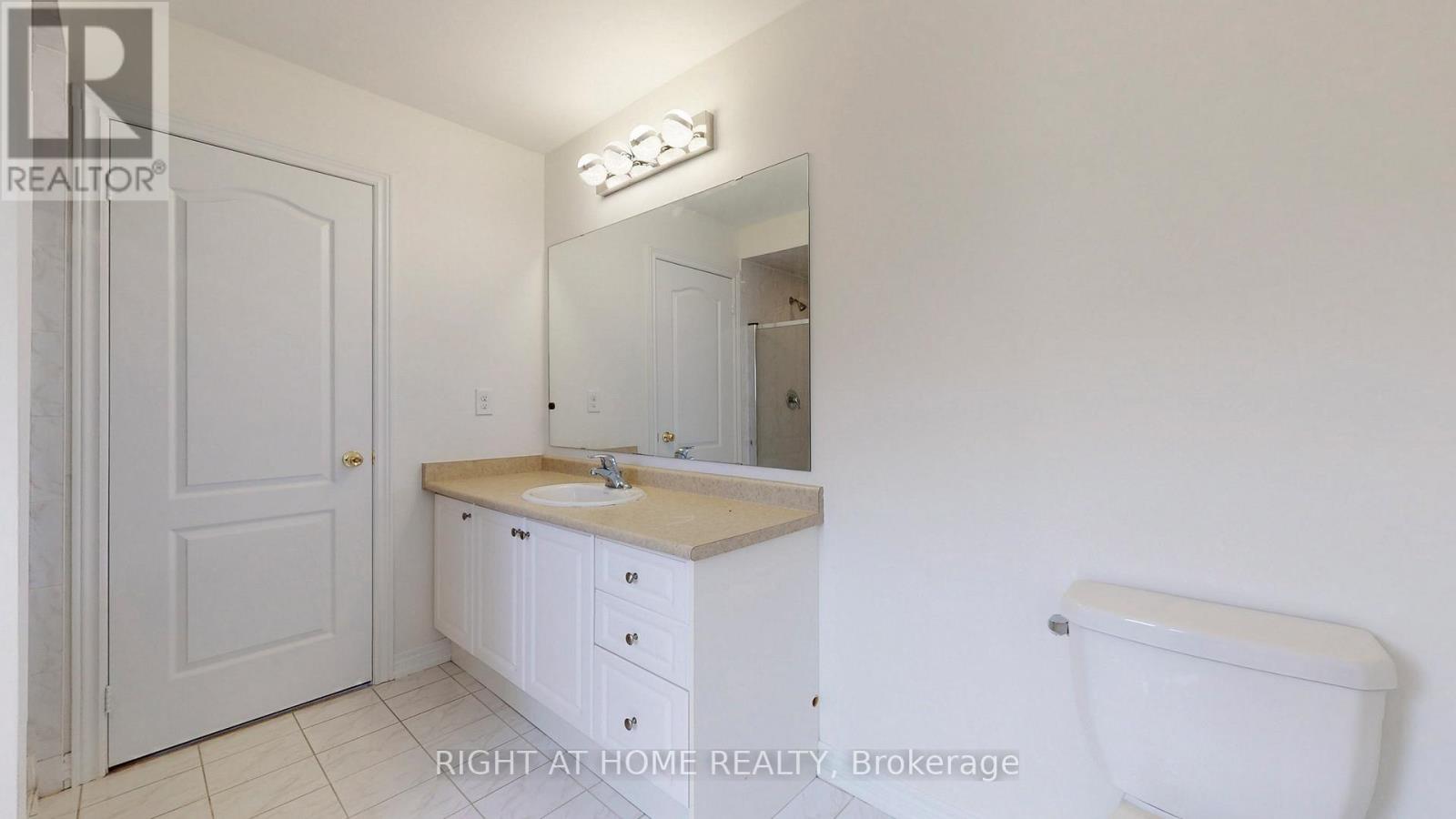 5592 Meadowcrest Avenue, Mississauga, Ontario  L5M 0N1 - Photo 29 - W12513272