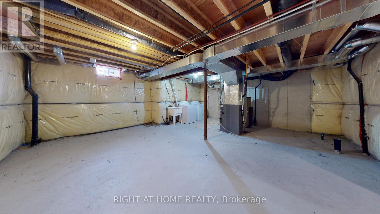 5592 Meadowcrest Avenue, Mississauga, Ontario  L5M 0N1 - Photo 45 - W12513272