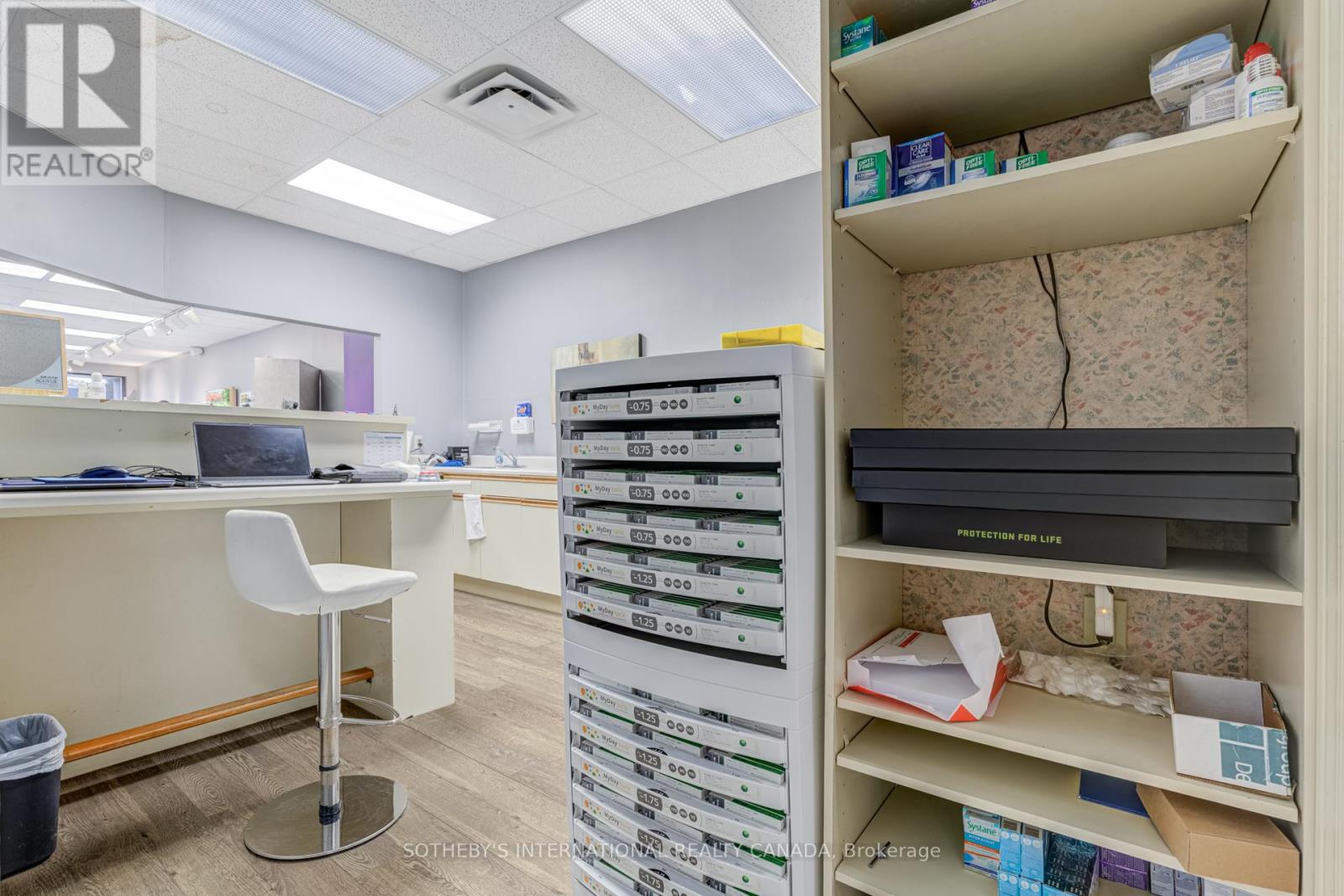 3000 Bloor Street W, Toronto, Ontario  M8X 1C2 - Photo 16 - W12513280