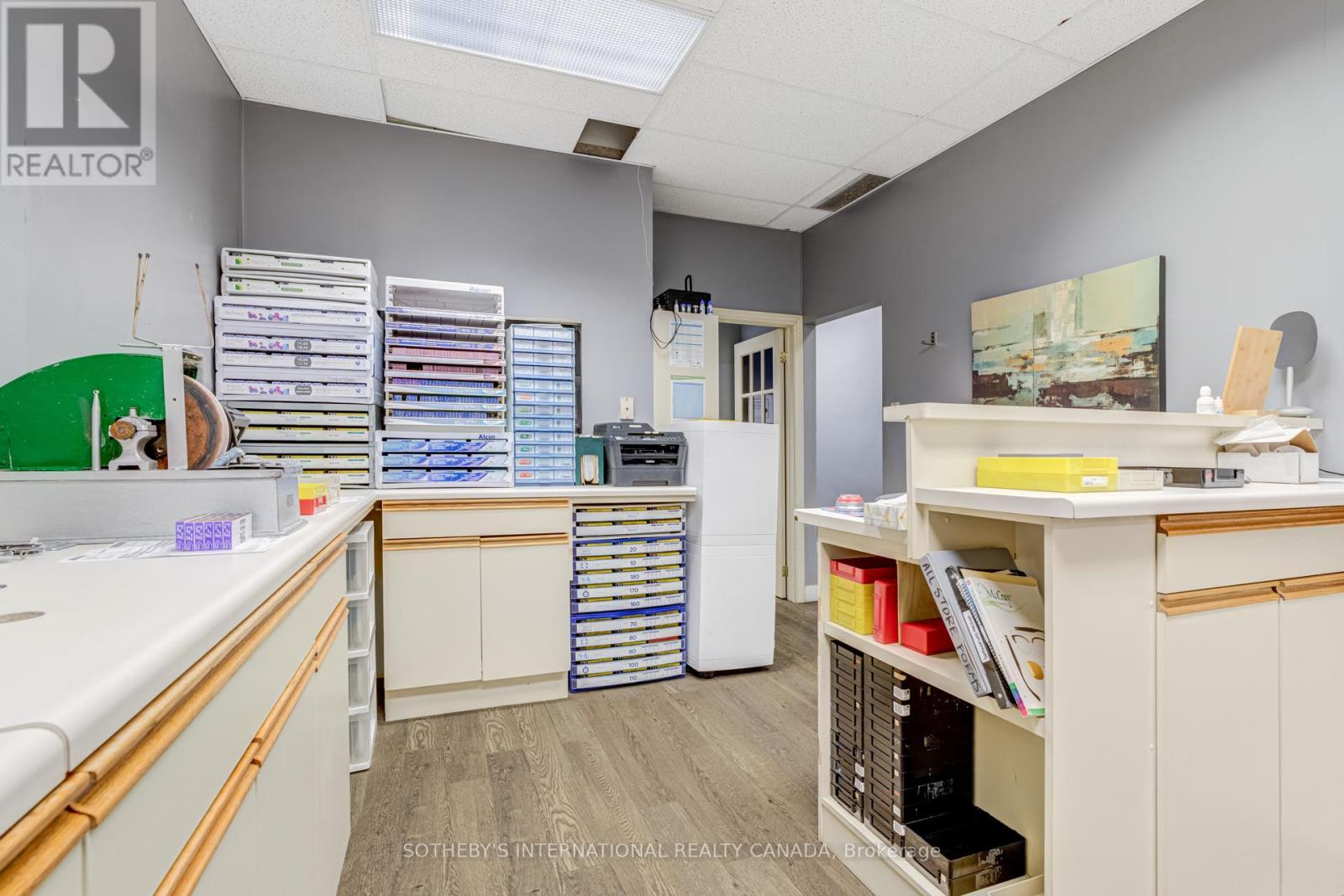 3000 Bloor Street W, Toronto, Ontario  M8X 1C2 - Photo 17 - W12513280