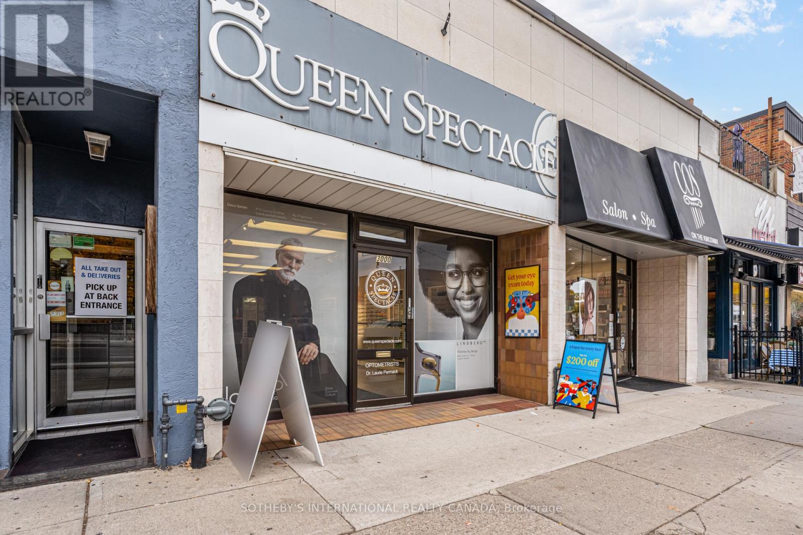 3000 Bloor Street W, Toronto, Ontario  M8X 1C2 - Photo 2 - W12513280