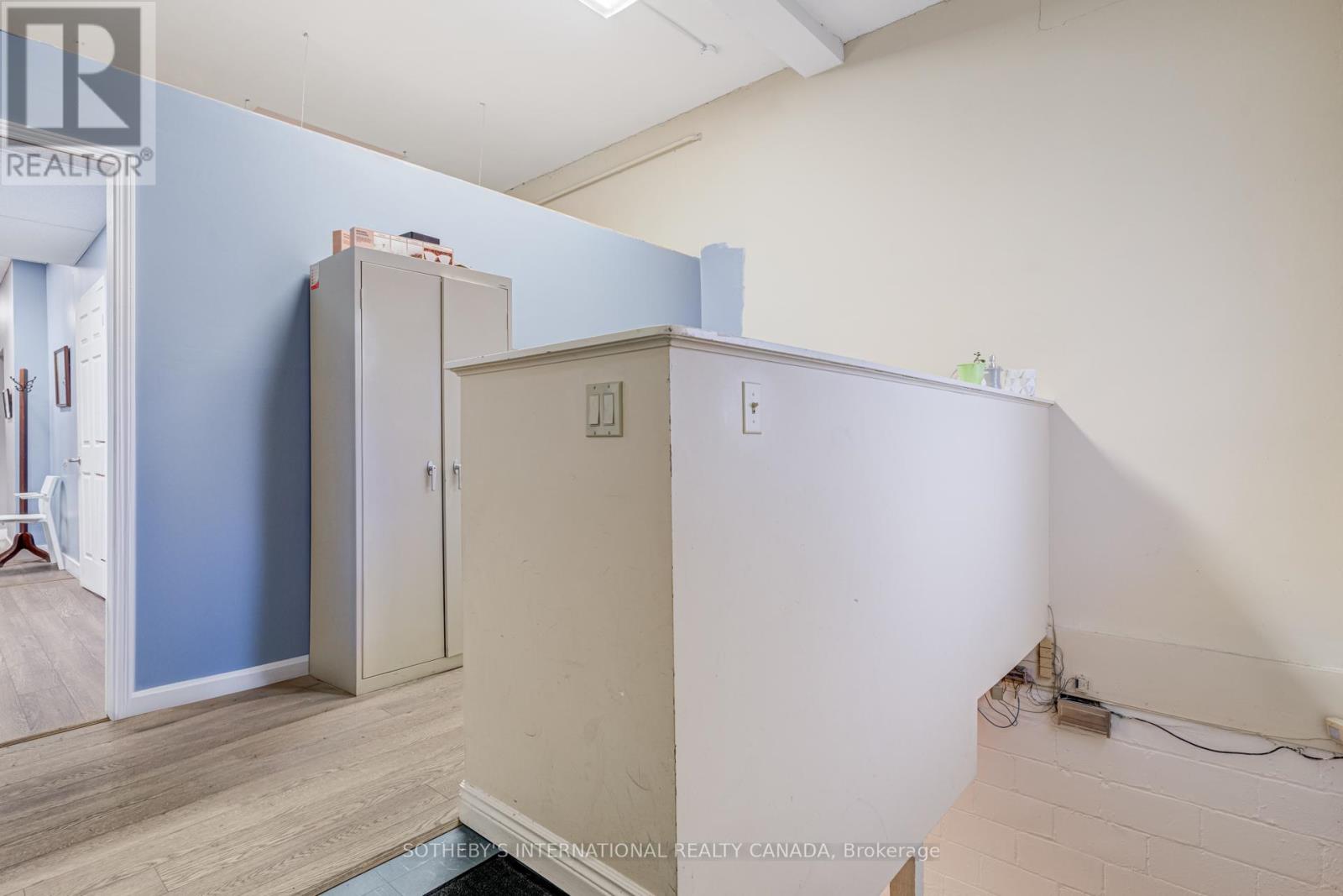 3000 Bloor Street W, Toronto, Ontario  M8X 1C2 - Photo 21 - W12513280