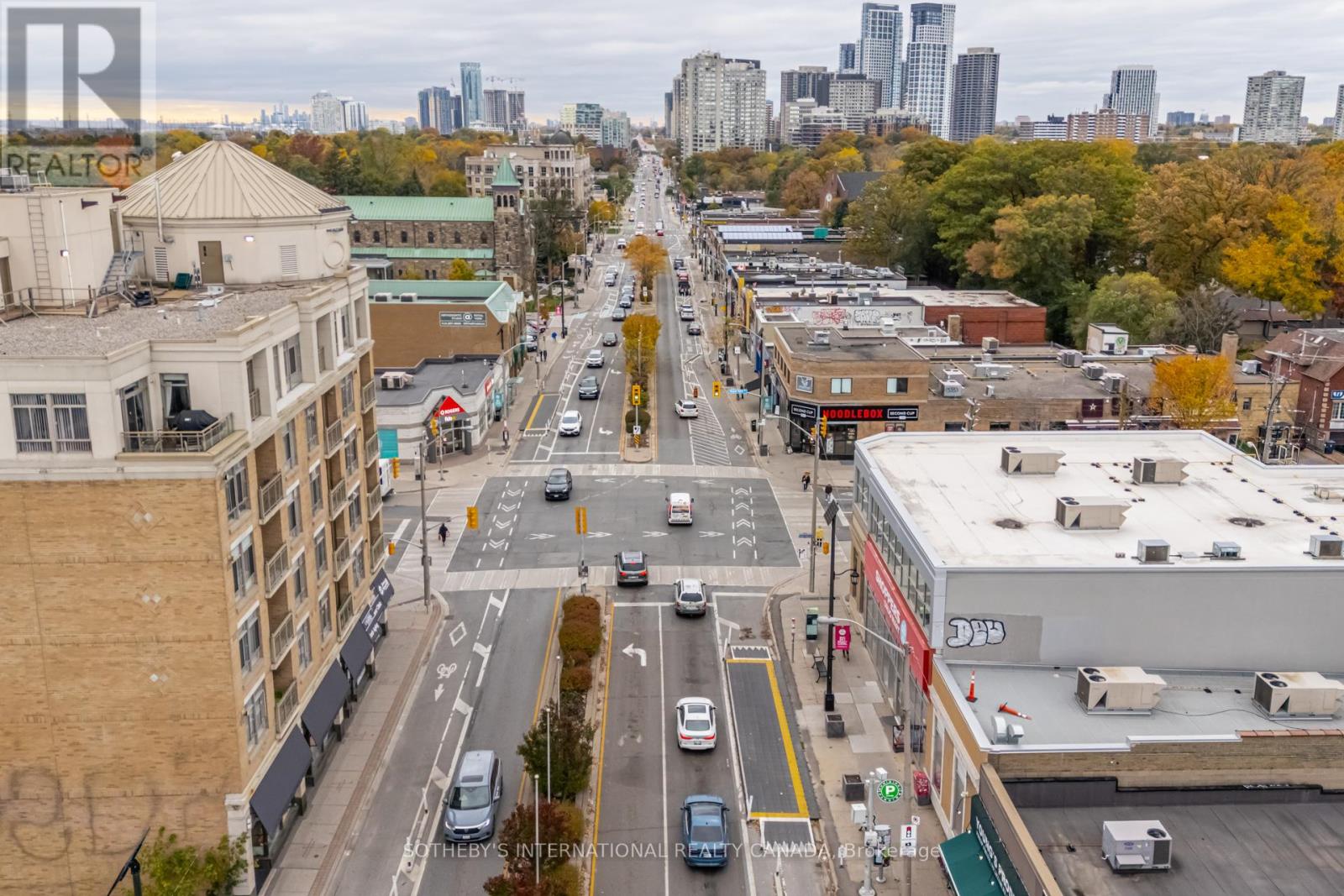 3000 Bloor Street W, Toronto, Ontario  M8X 1C2 - Photo 7 - W12513280