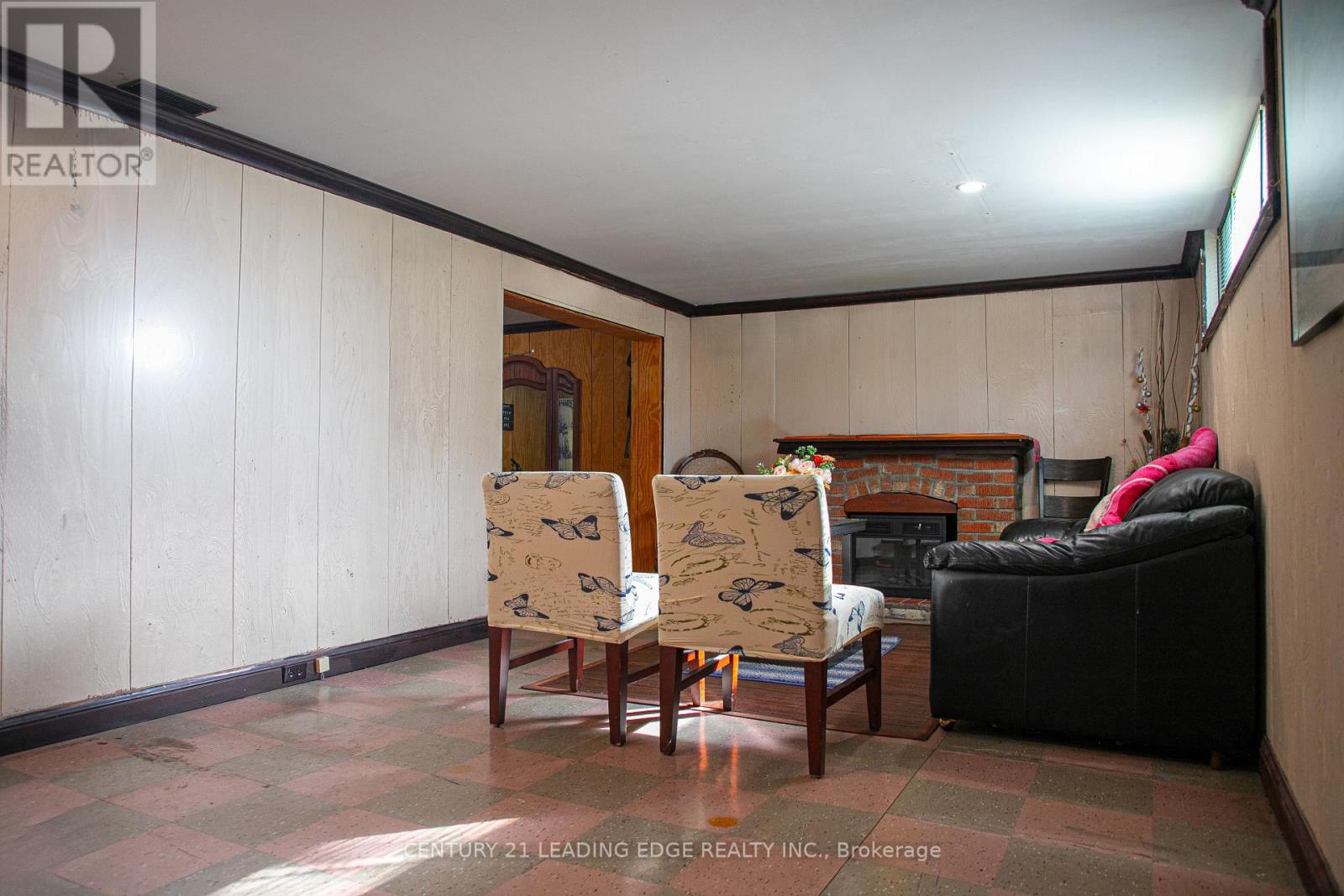 10 Yvonne Avenue, Toronto, Ontario  M3L 1C7 - Photo 21 - W12513330