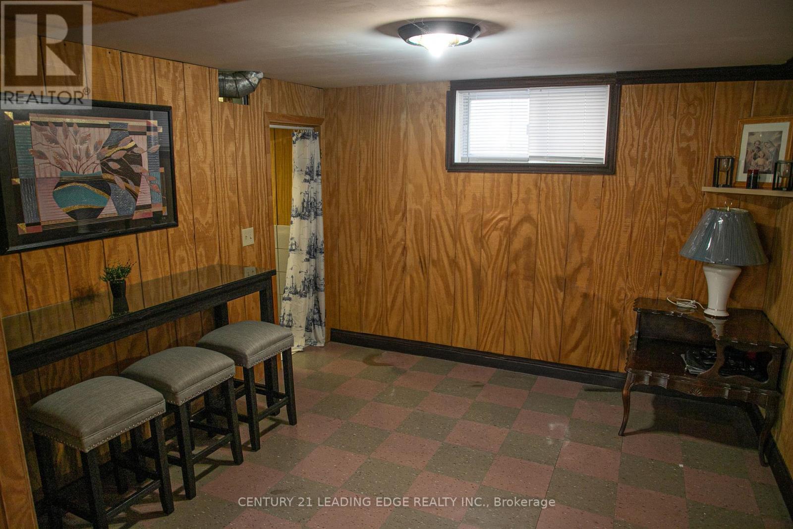 10 Yvonne Avenue, Toronto, Ontario  M3L 1C7 - Photo 23 - W12513330