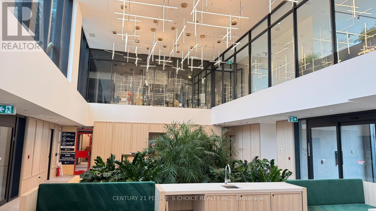 1803 - 3079 Trafalgar Road, Oakville, Ontario  L6H 8C5 - Photo 8 - W12513348